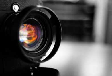 �Ϸ�����Ƭ�ļѕr�L�Ƕ���